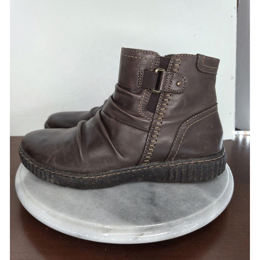 Clarks Collection Ankle Boots Womens Size 8 Brown Leather Zip Wedge Booties - Picture 5 of 16